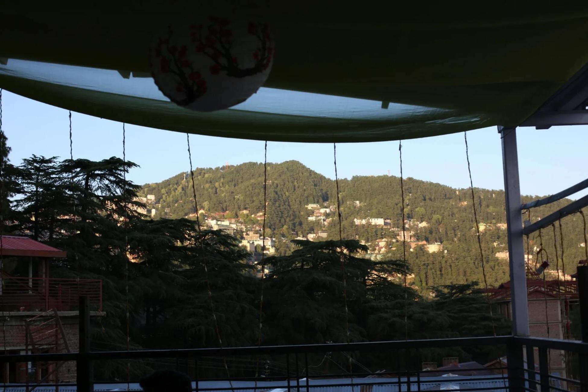 Aangan Regency Hotel Shimla Exterior photo