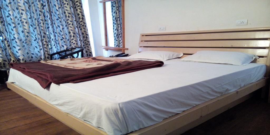 Aangan Regency Hotel Shimla Exterior photo