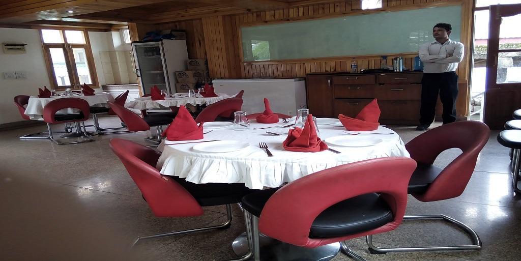 Aangan Regency Hotel Shimla Exterior photo